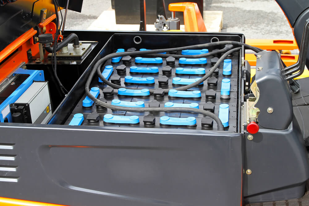 Ładowanie baterii do wózków widłowych